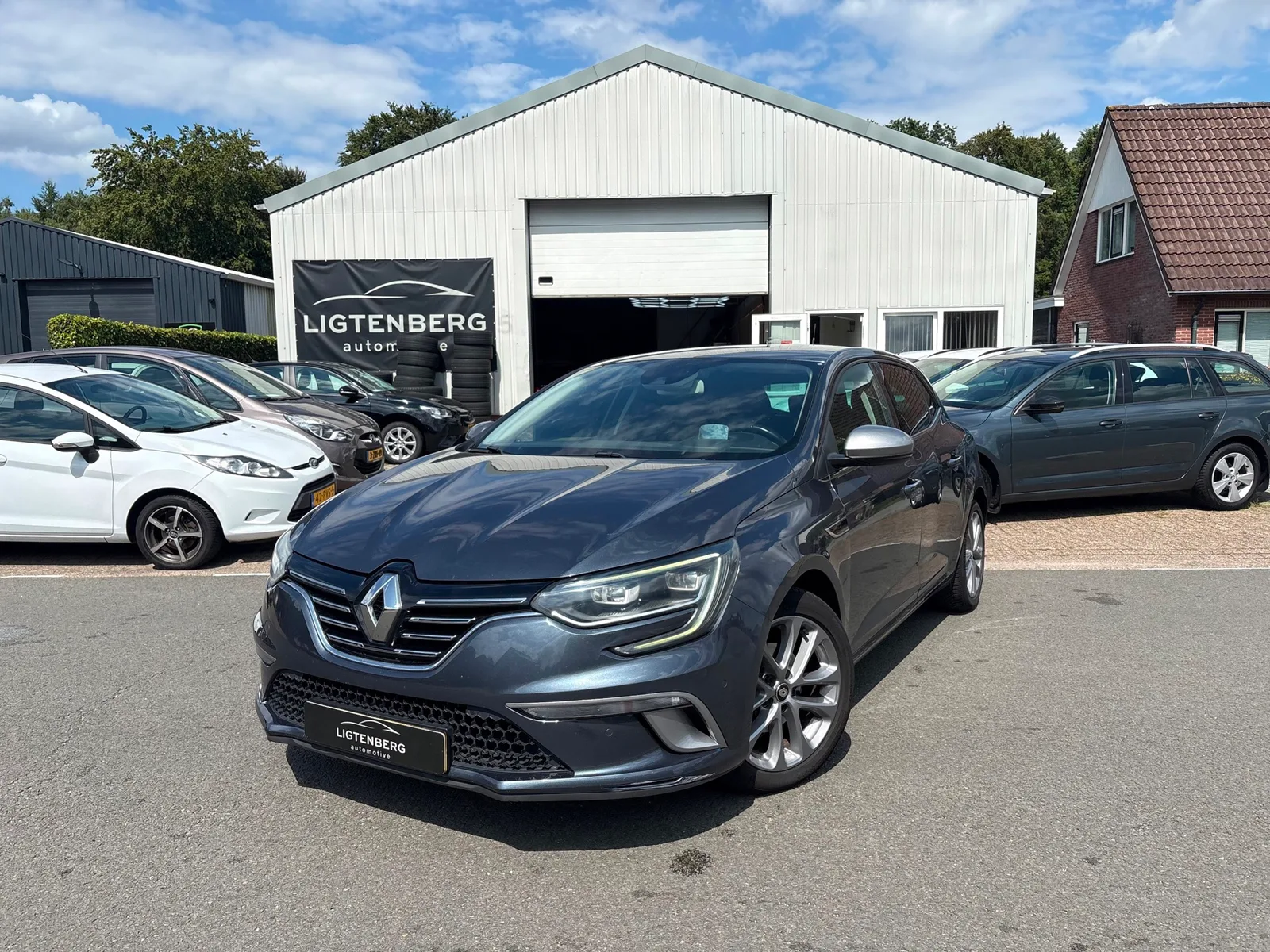 Renault Mégane (2018) — foto 1
