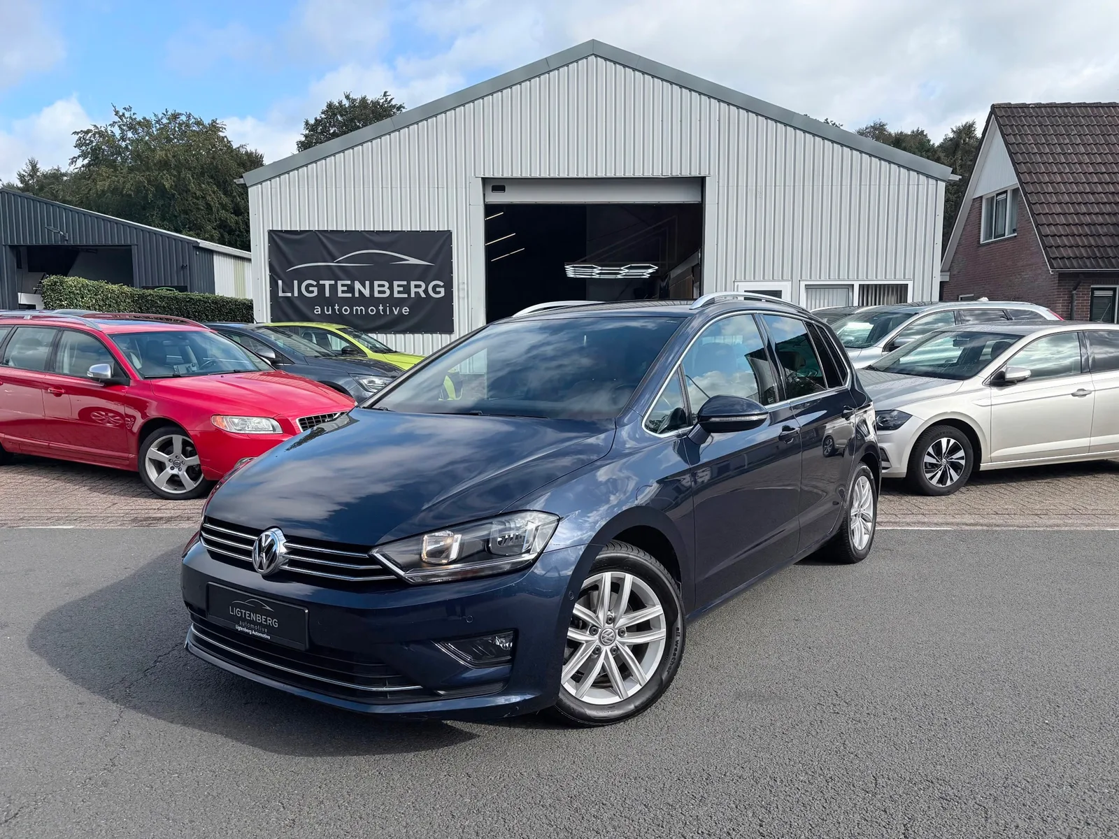 Volkswagen Golf Sportsvan (2016) — foto 1