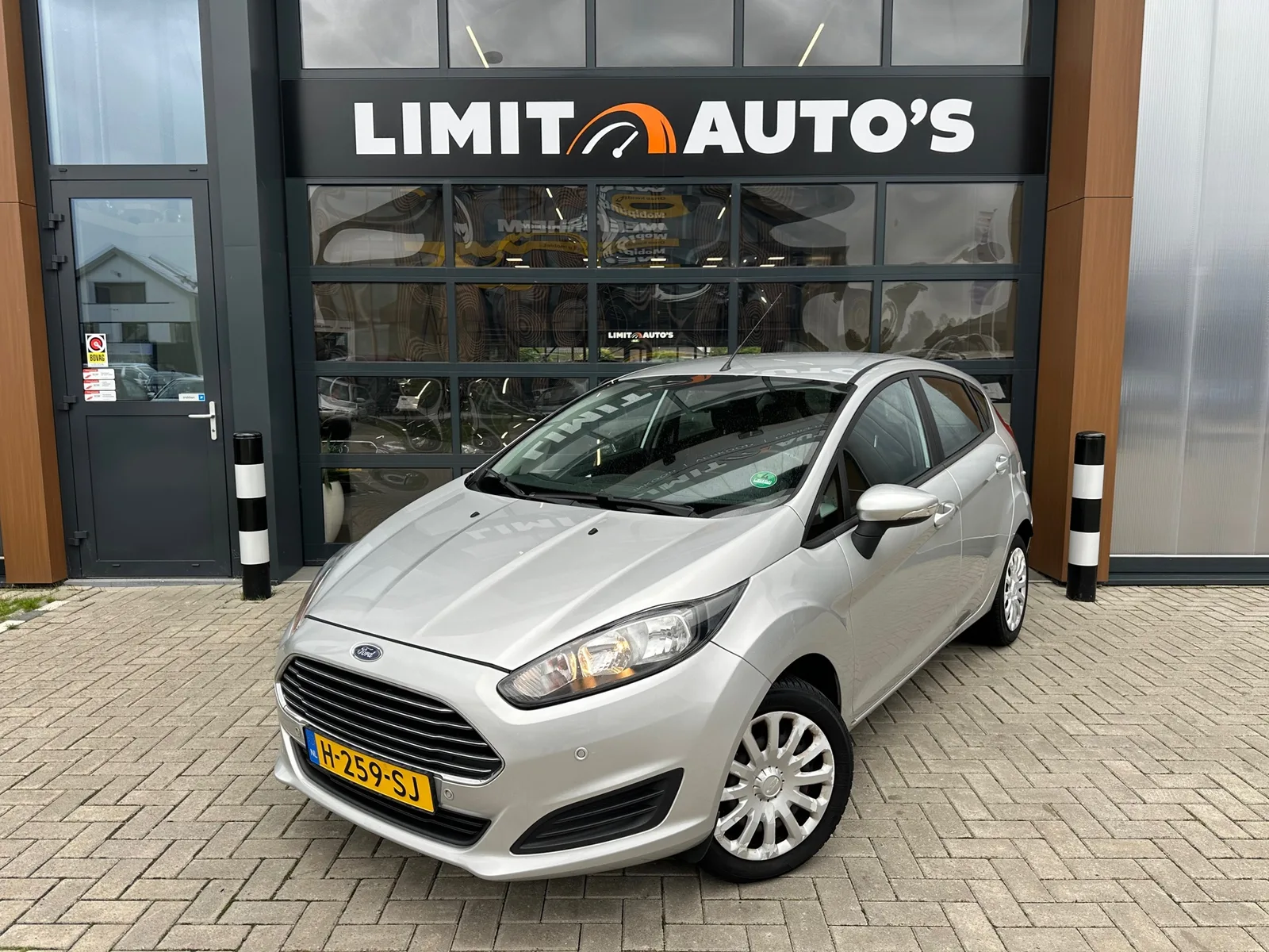 Ford Fiesta (2013) — foto 1