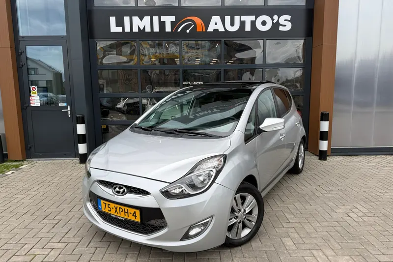 Hyundai ix20 (2012)
