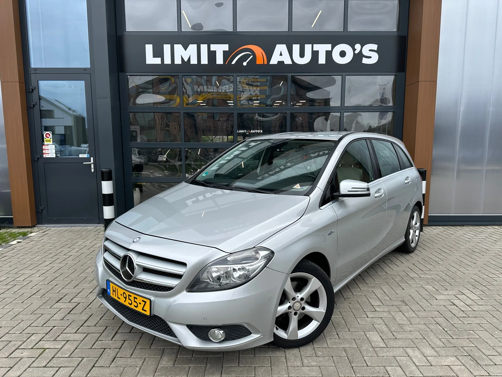 Mercedes-Benz B-Klasse (2012) — foto 1
