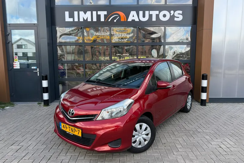 Toyota Yaris (2012)