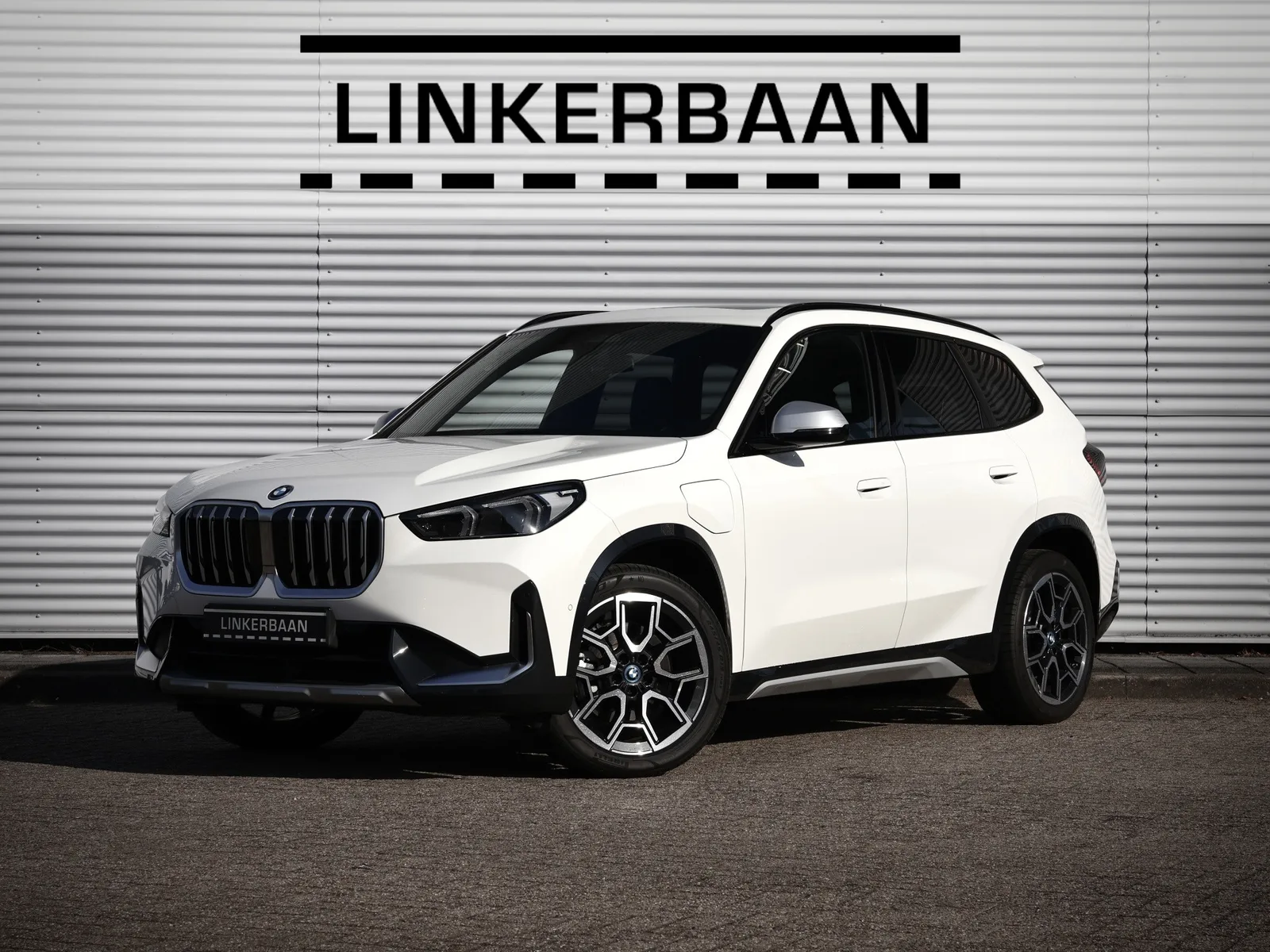BMW X1 (2024) — foto 1