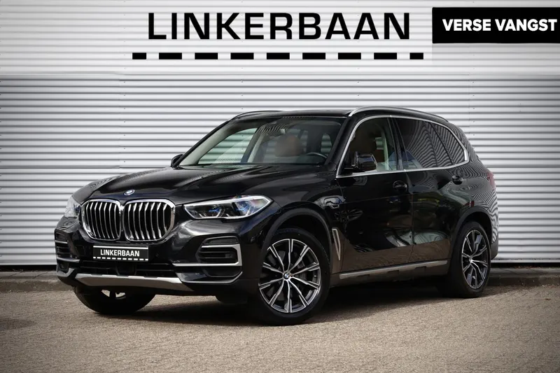 BMW X5 (2022)