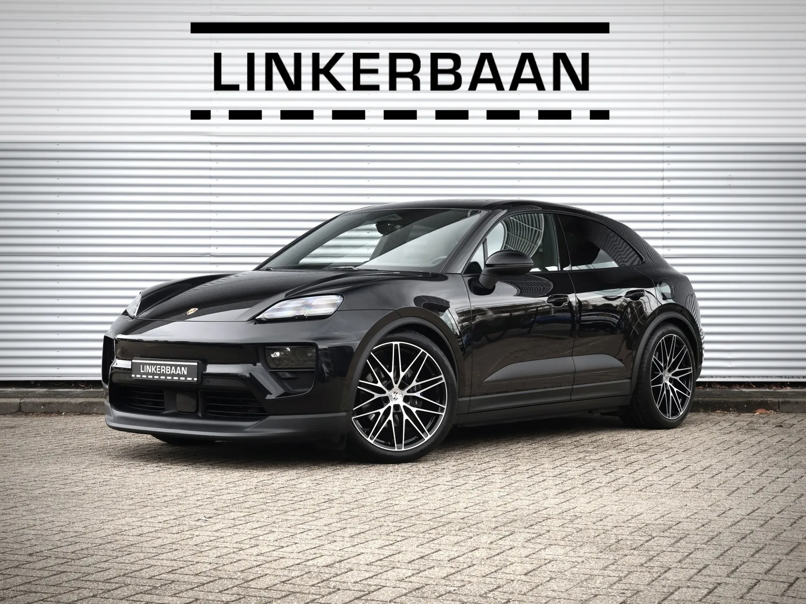 Porsche Macan (2024) — foto 1