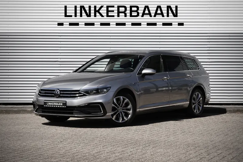Volkswagen Passat (2022)
