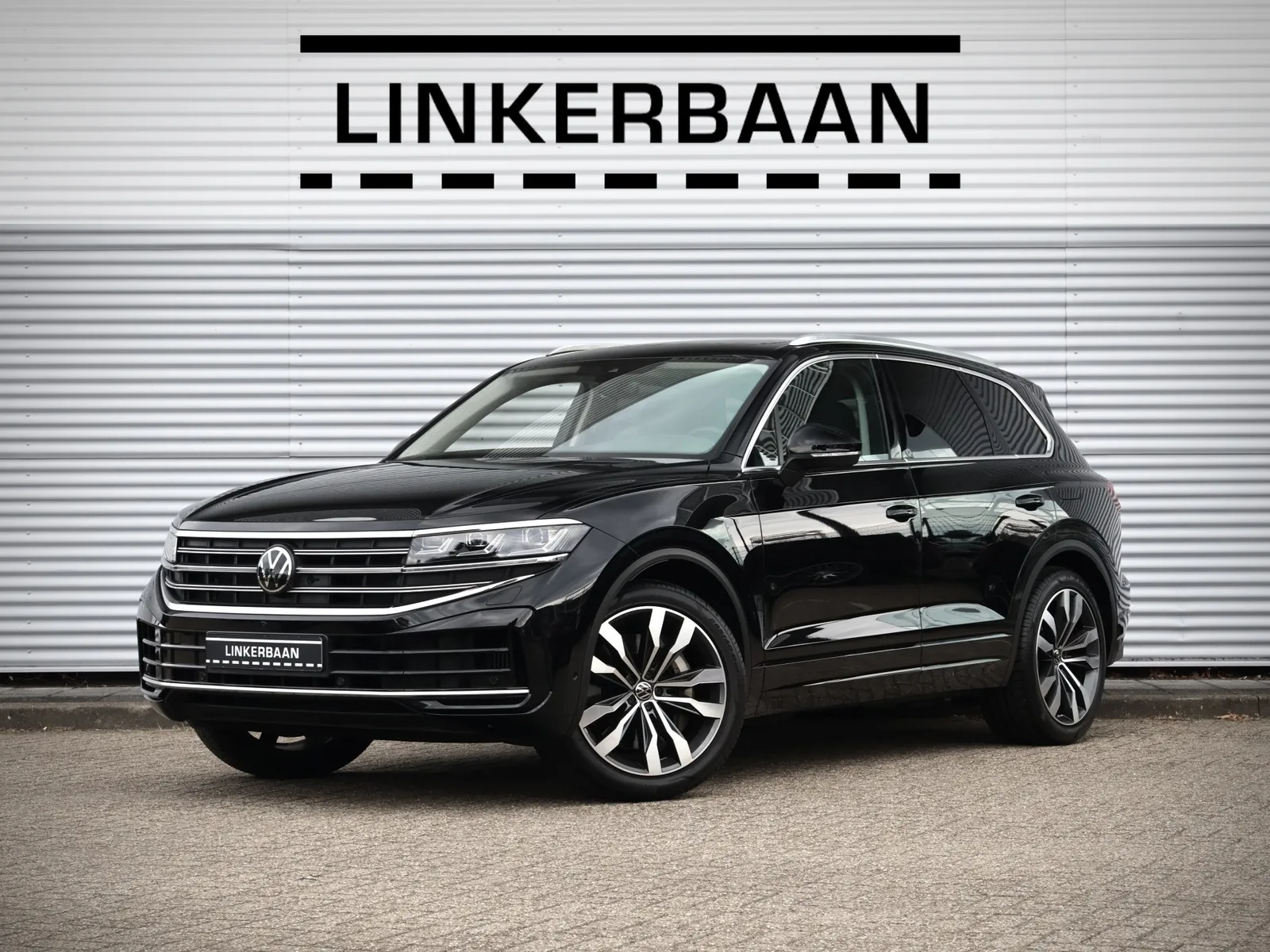 Volkswagen Touareg (2024) — foto 1