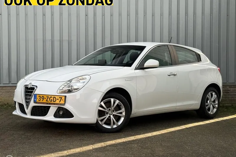 Alfa Romeo Giulietta (2012)