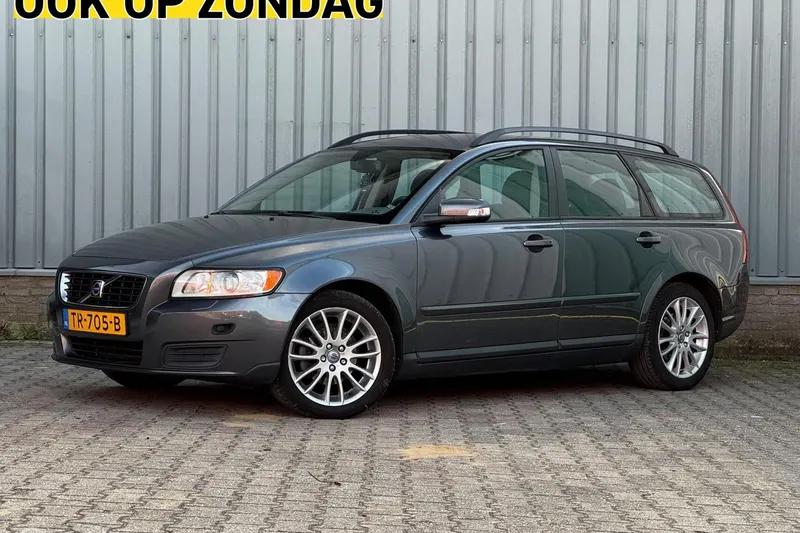 Volvo V50 (2008)