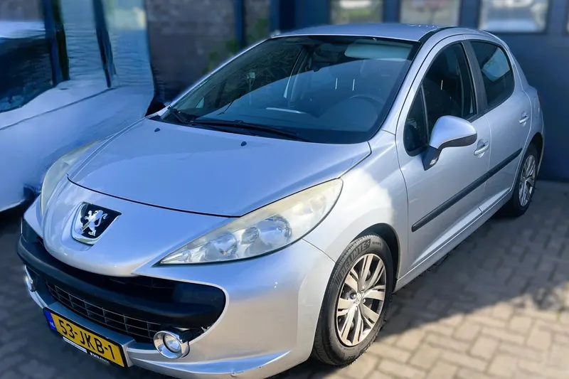 Peugeot 207 (2009)