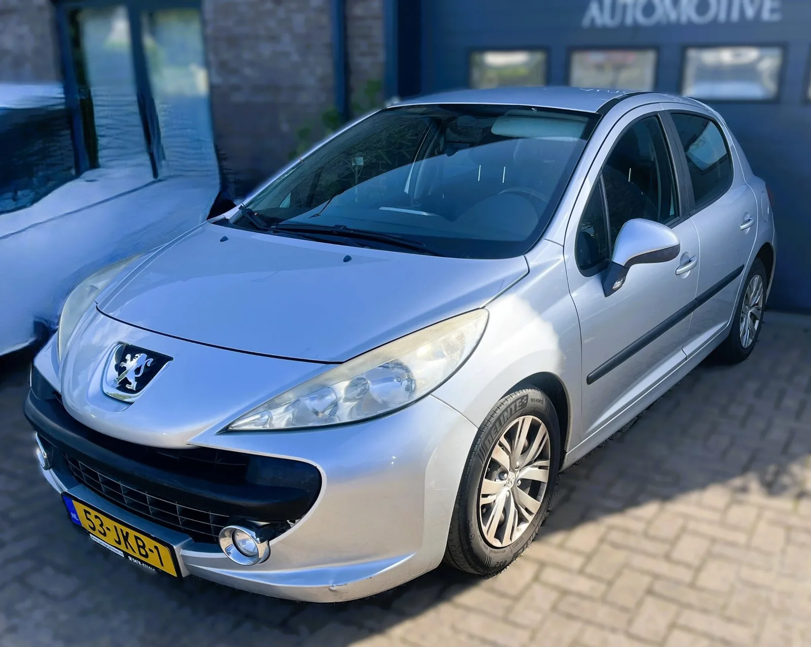 Peugeot 207 (2009) — foto 1
