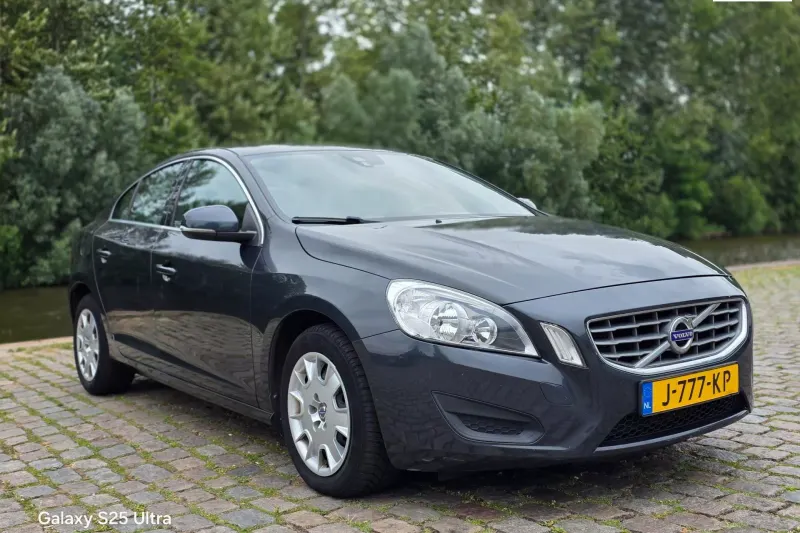 Volvo S60 (2012)