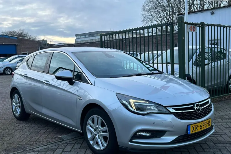 Opel Astra (2019)