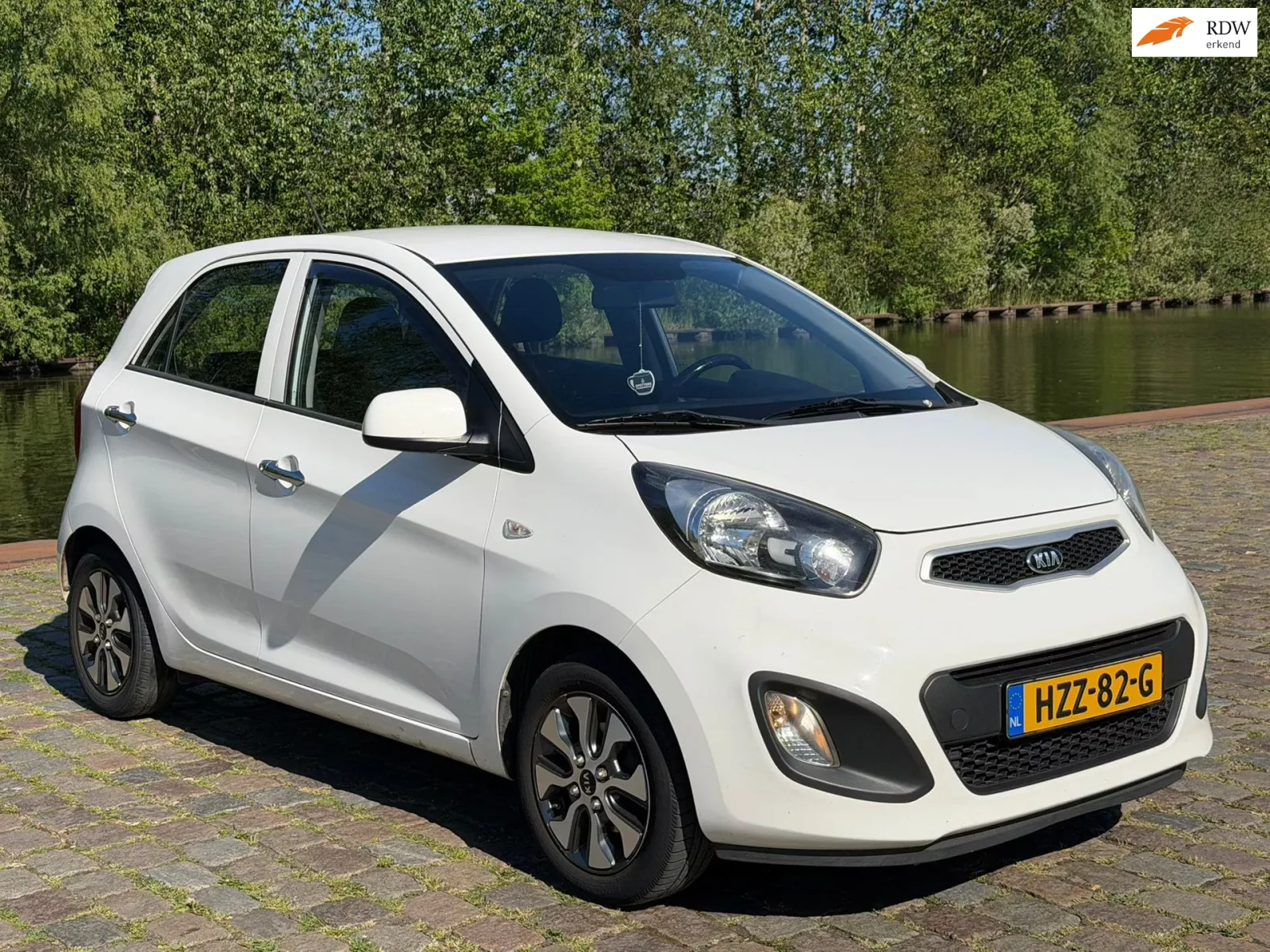 Kia Picanto (2014) — foto 1