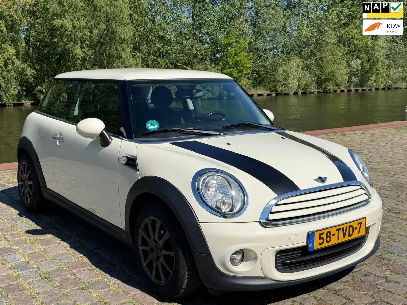 MINI One (2012) — foto 1