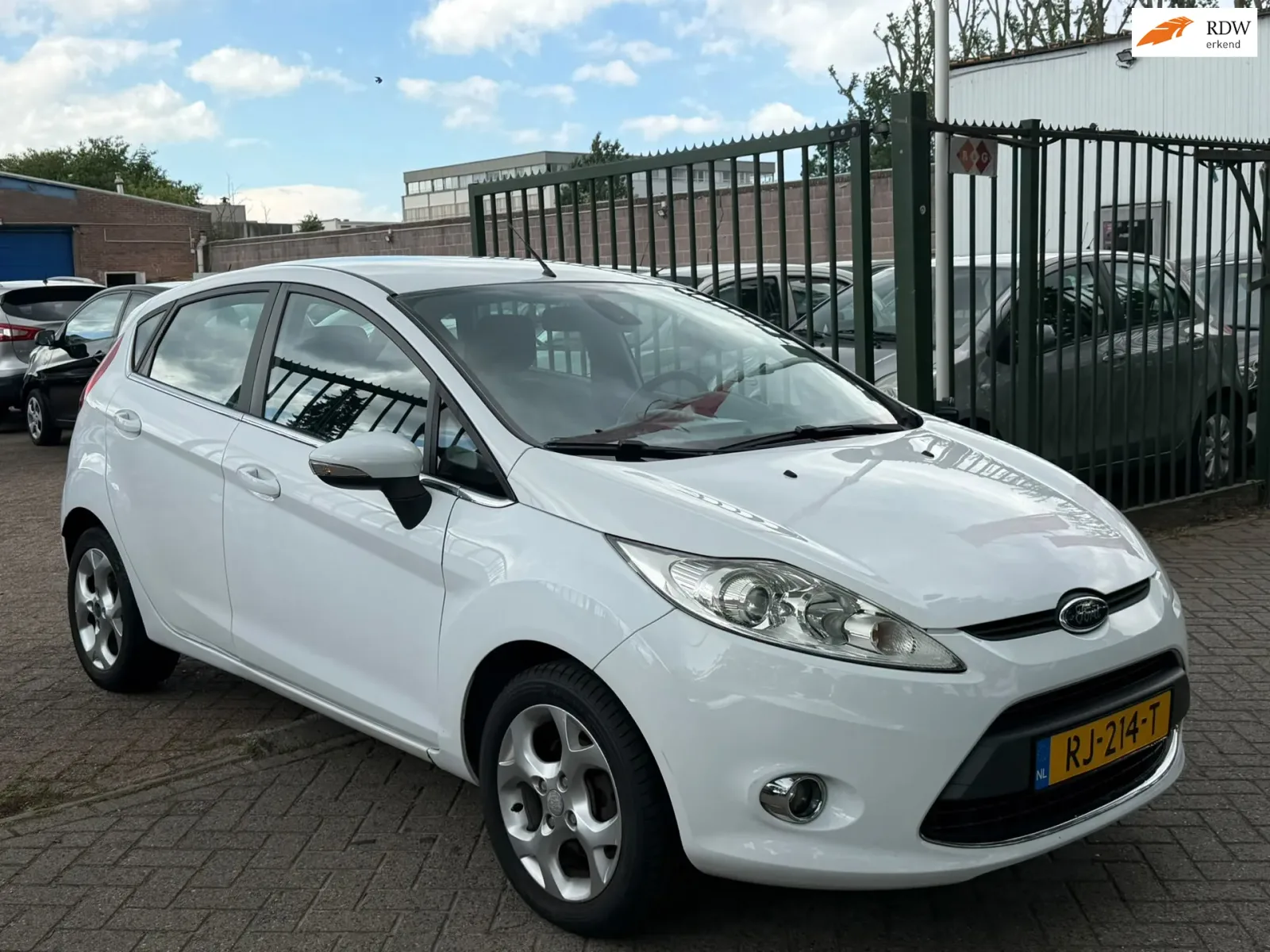 Ford Fiesta (2010) — foto 1
