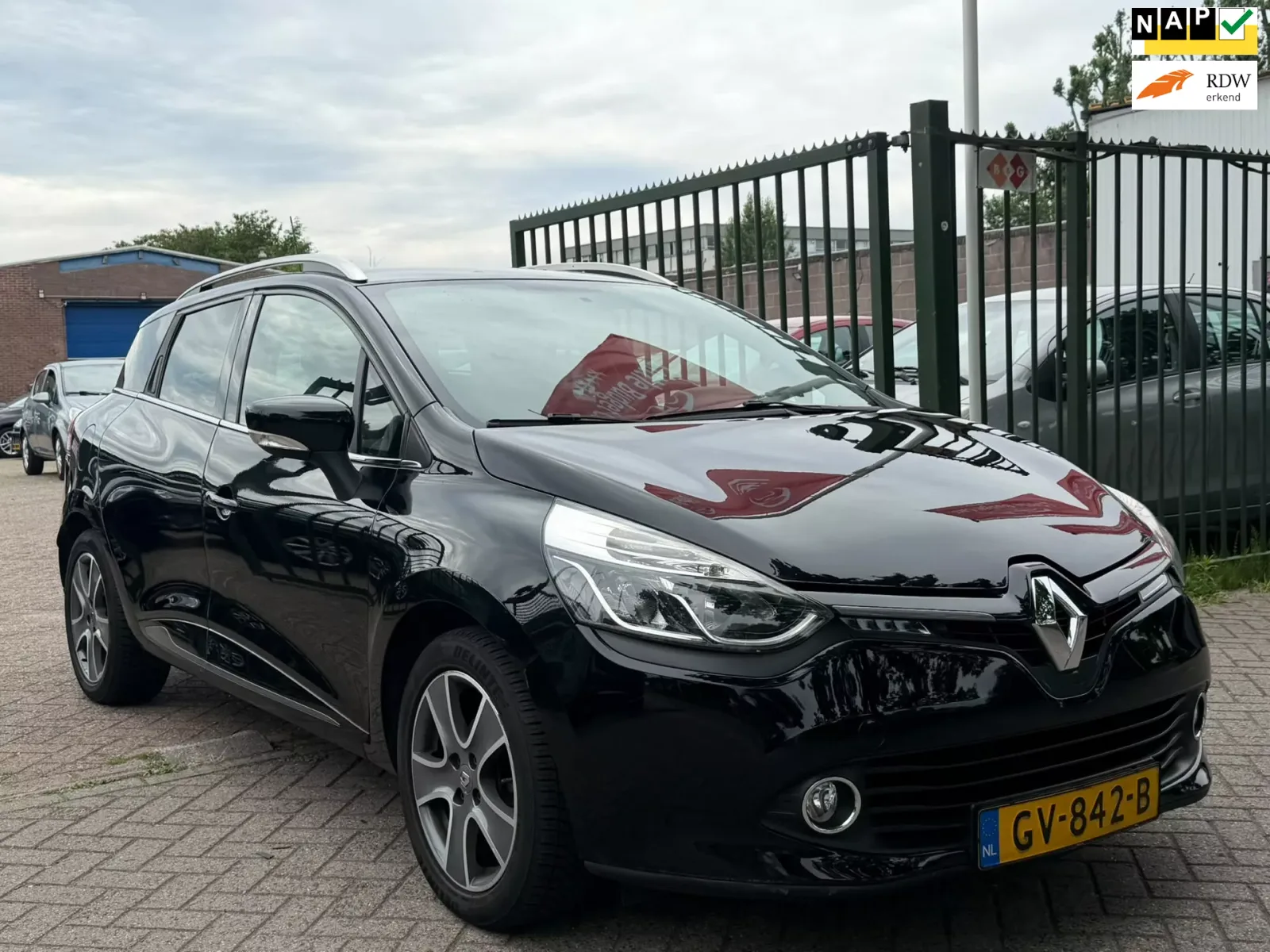 Renault Clio (2015) — foto 1