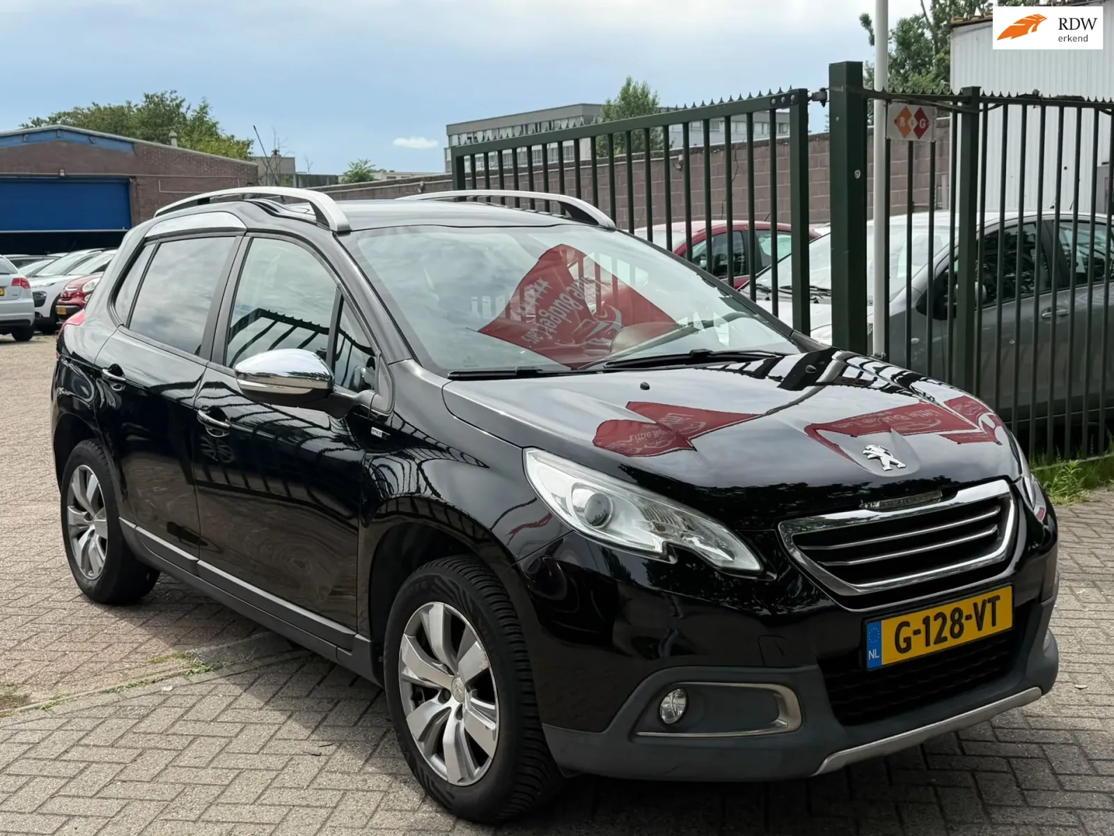 Peugeot 2008 (2015) — foto 1