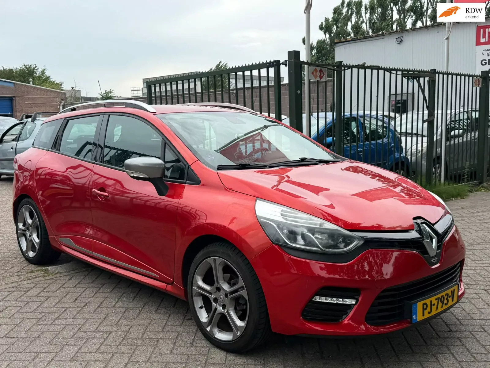 Renault Clio (2016) — foto 1