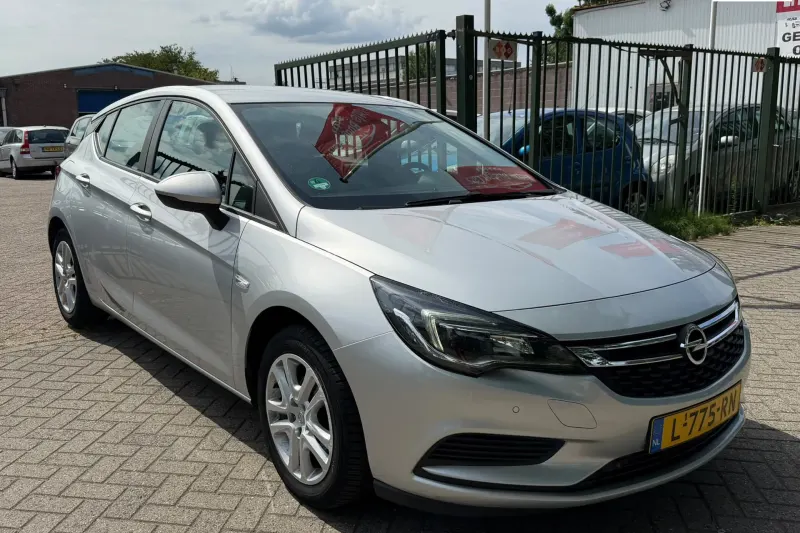 Opel Astra (2019)