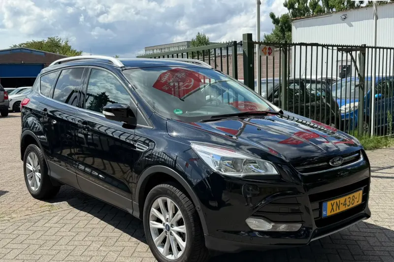 Ford Kuga (2015)
