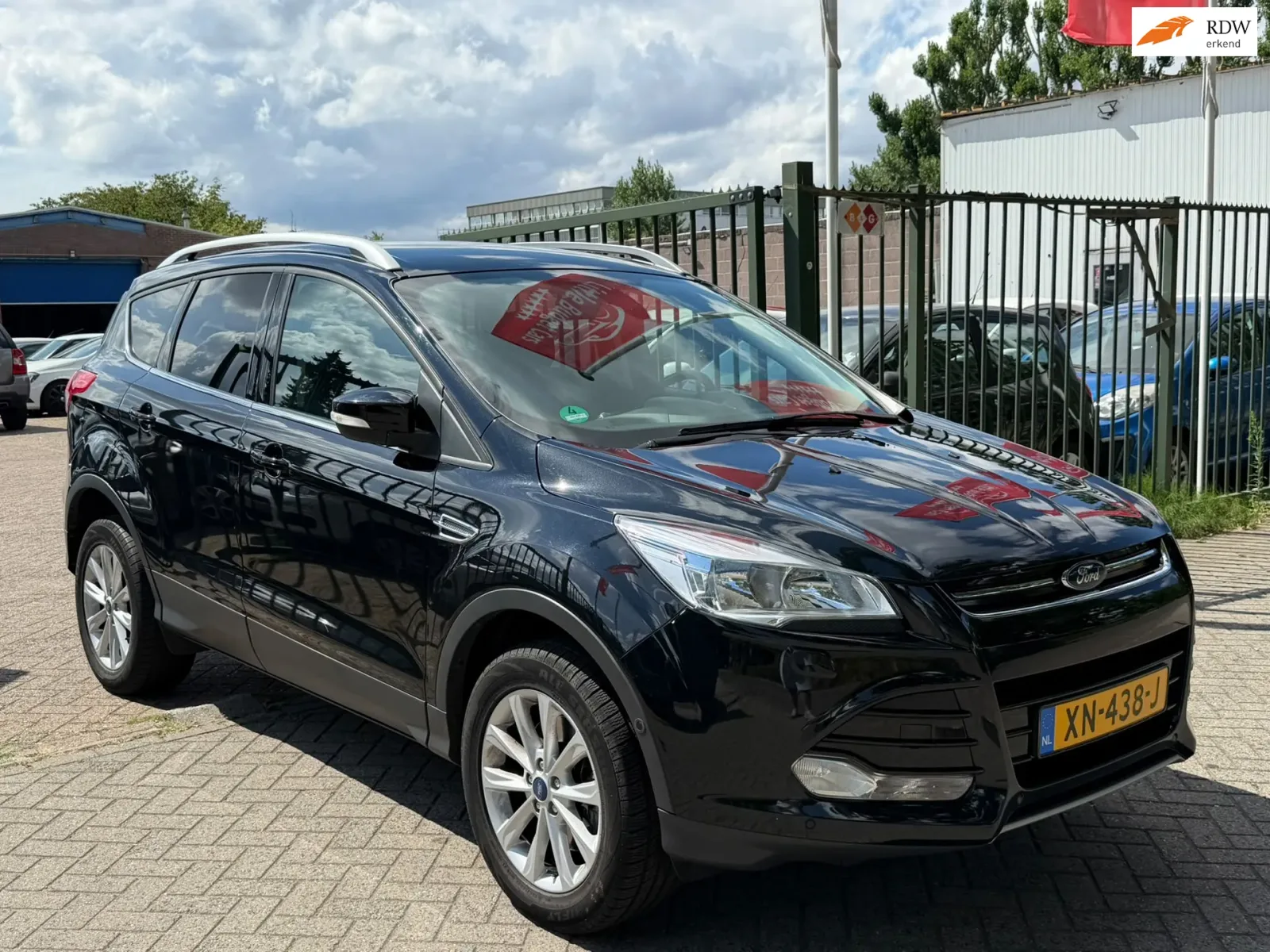 Ford Kuga (2015) — foto 1