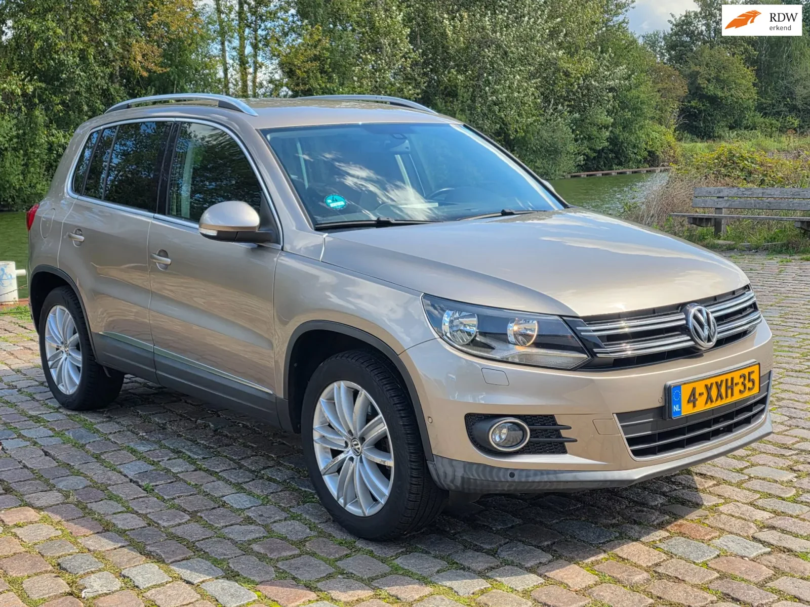 Volkswagen Tiguan (2013) — foto 1