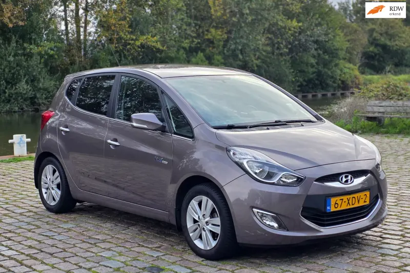 Hyundai ix20 (2012)