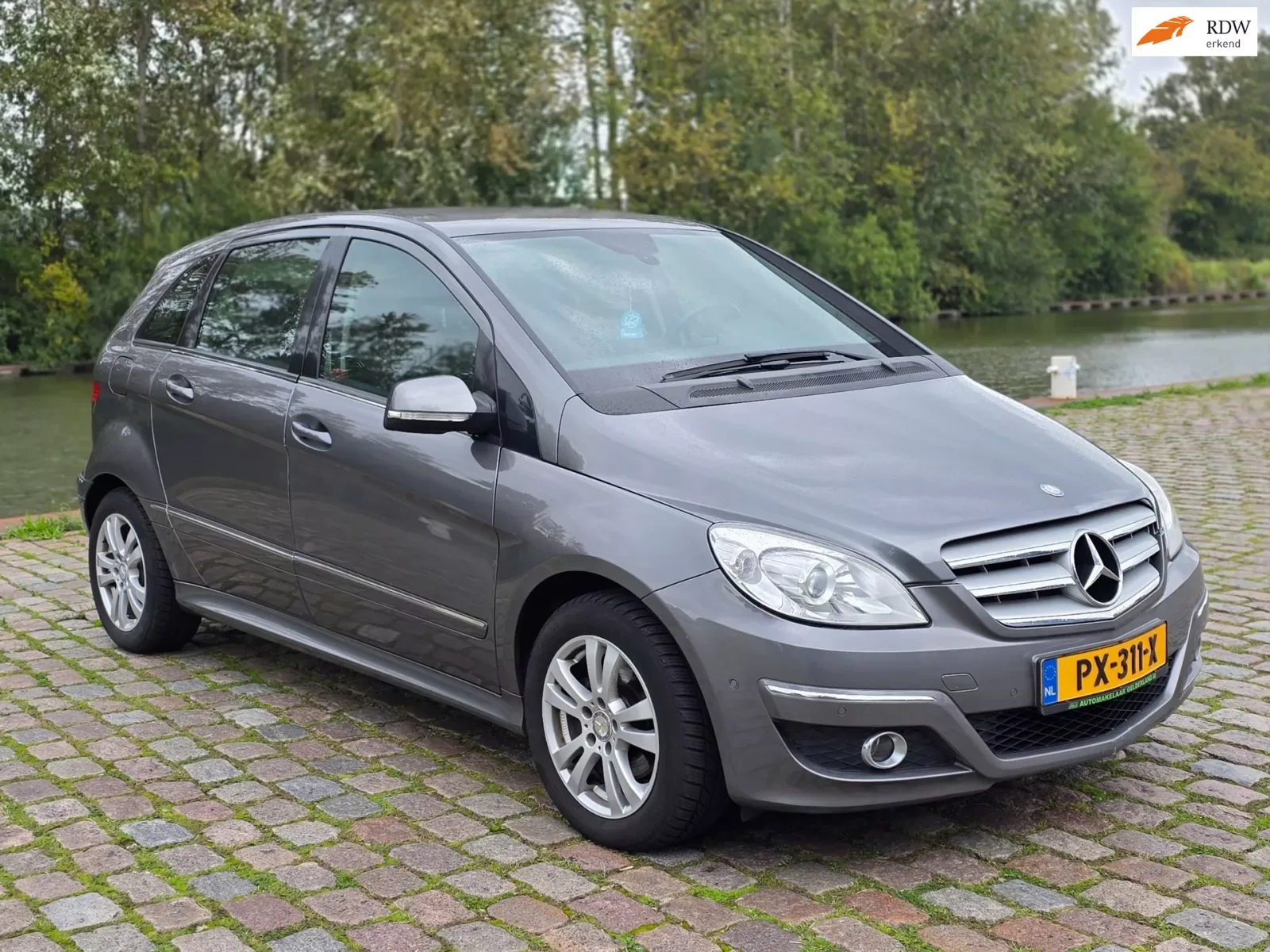 Mercedes-Benz B-Klasse (2008) — foto 1