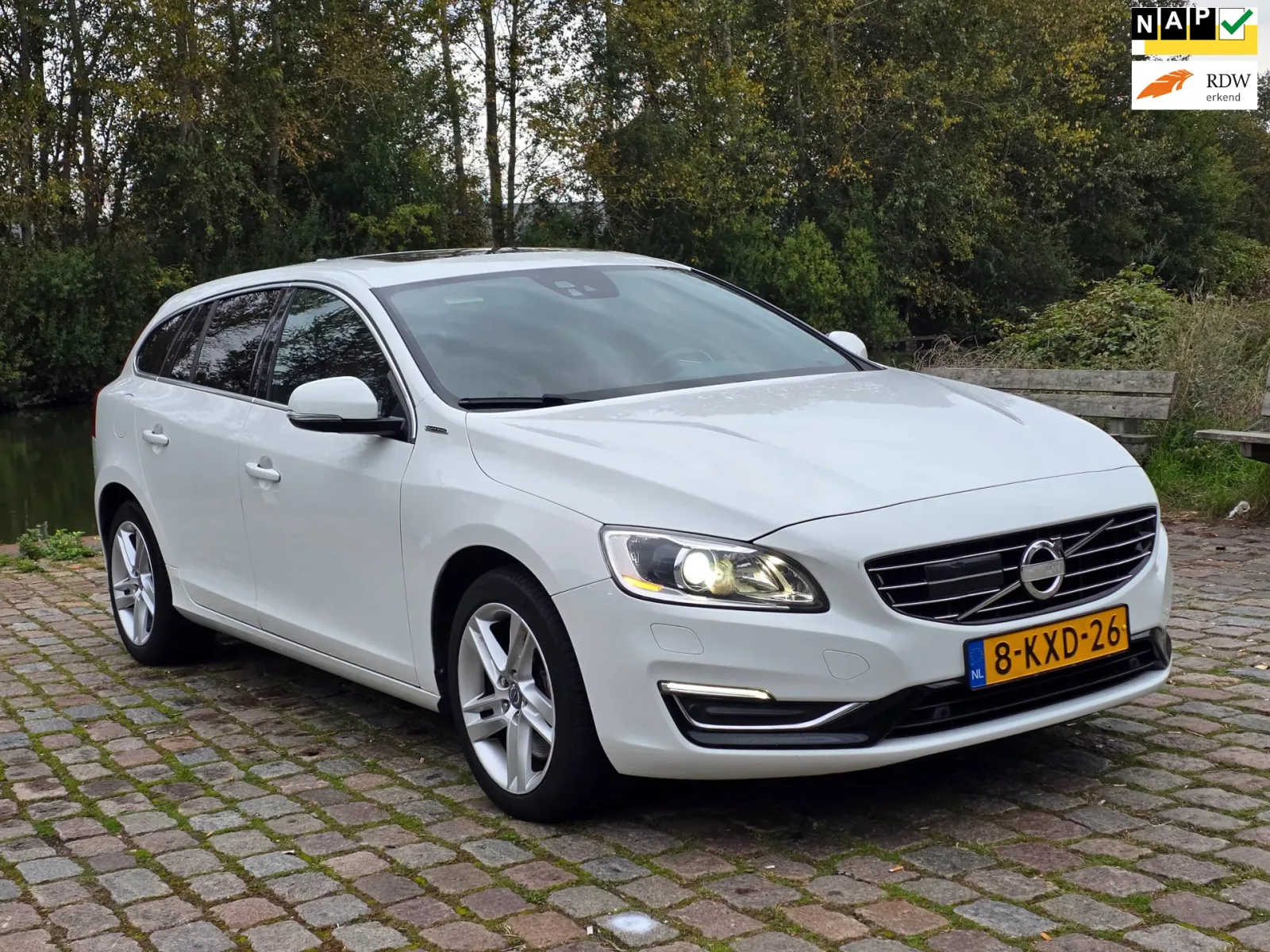 Volvo V60 (2013) — foto 1