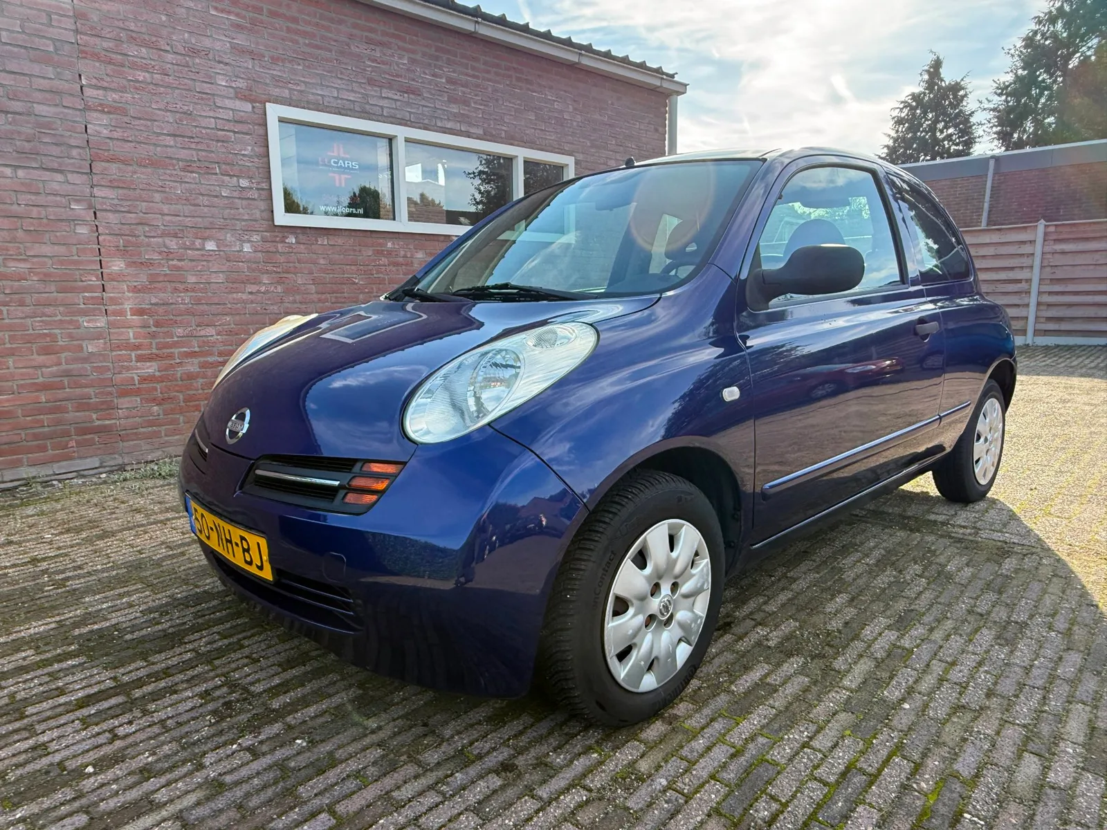Nissan Micra (2003) — foto 1