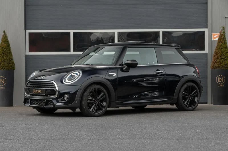 MINI Cooper (2021)