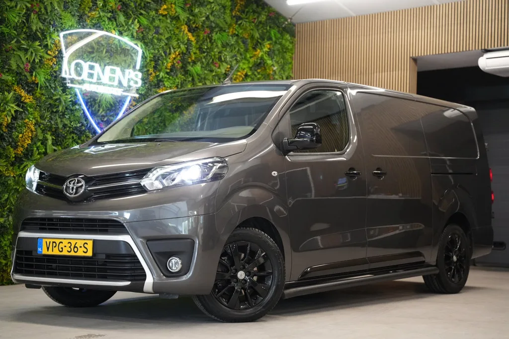 Toyota ProAce Worker (2022) — foto 1