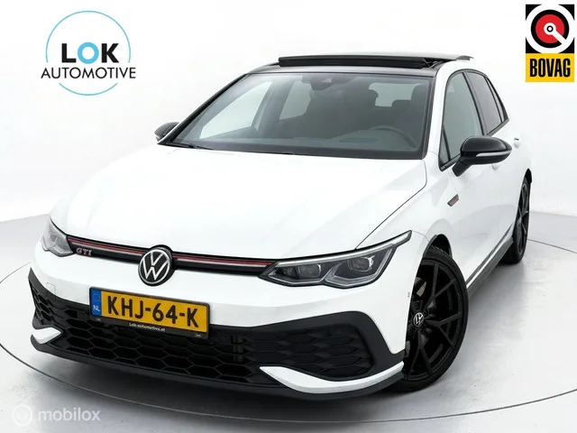 Volkswagen Golf (2023) — foto 1