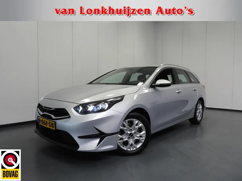 Kia Ceed (2022) — foto 1