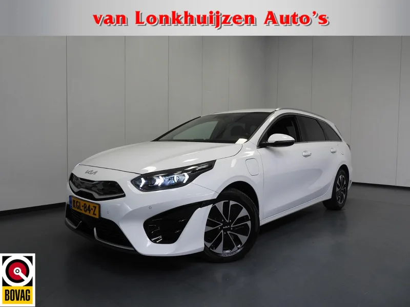 Kia Ceed (2022) — foto 1