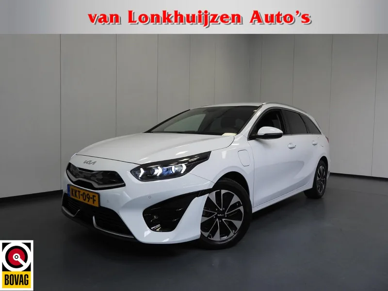 Kia Ceed (2022) — foto 1