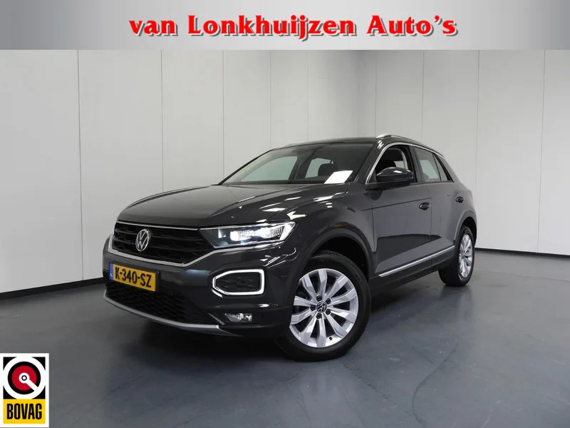 Volkswagen T-Roc (2021) — foto 1