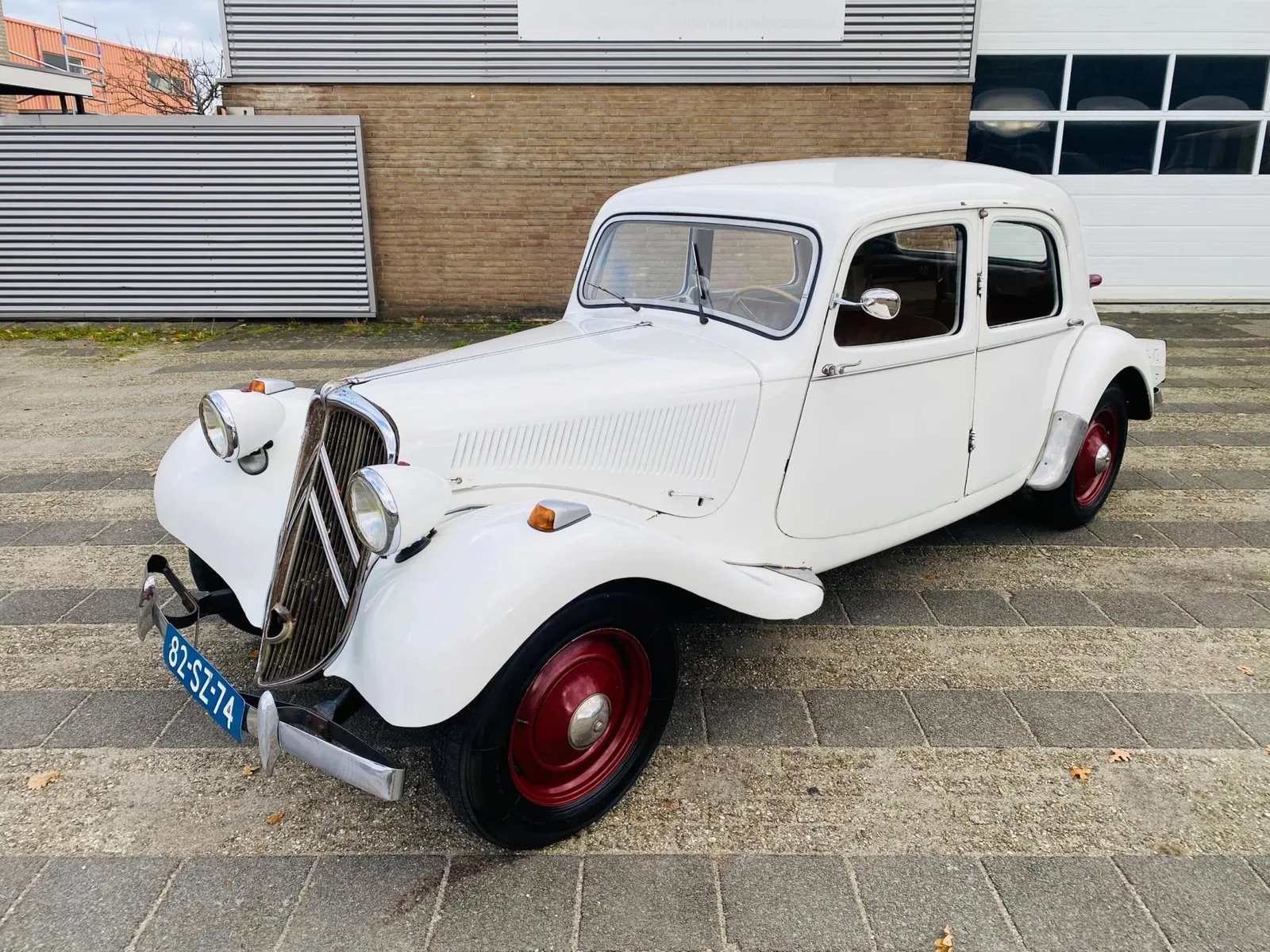 Citroën Traction Avant (1952) — foto 1