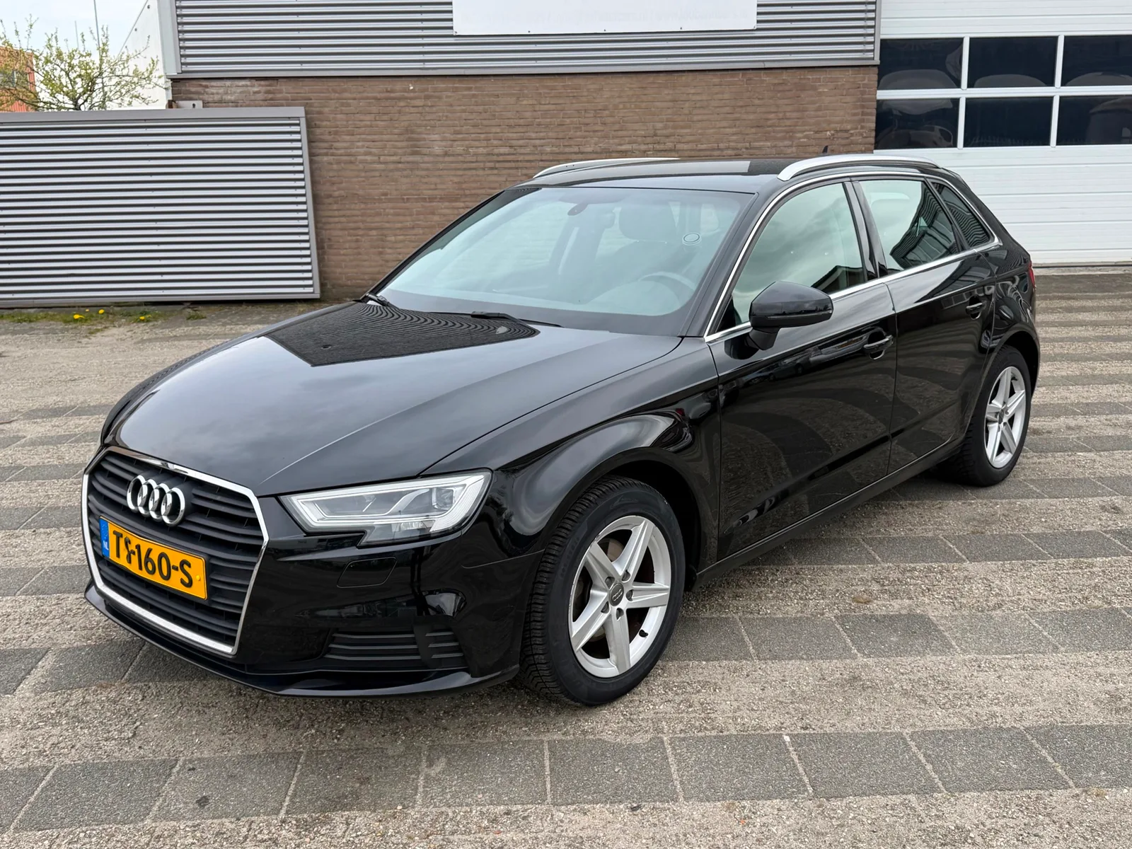 Audi A3 (2018) — foto 1