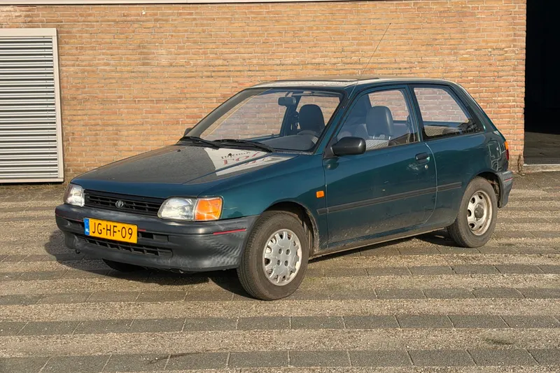 Toyota Starlet (1994)