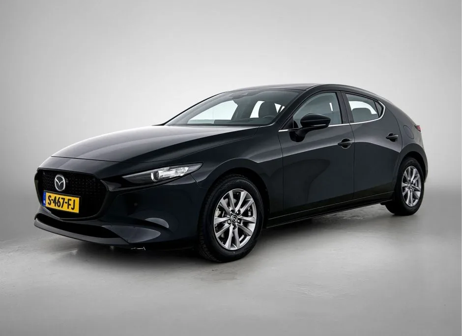Mazda 3 (2023) — foto 1