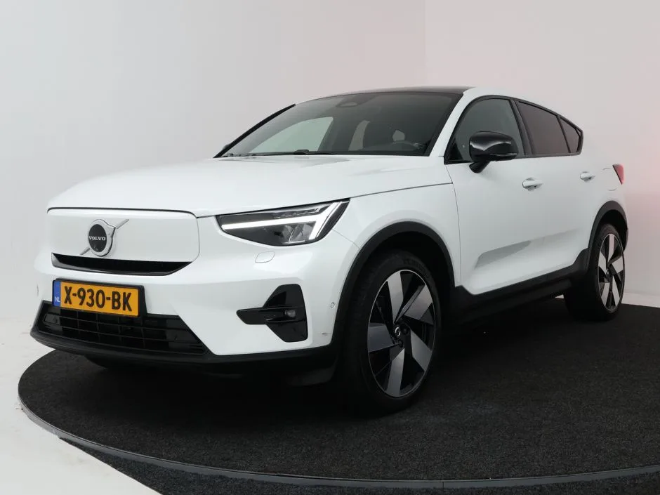 Volvo C40 (2023) — foto 1