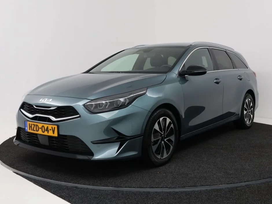 Kia Ceed Sportswagon (2025) — foto 1