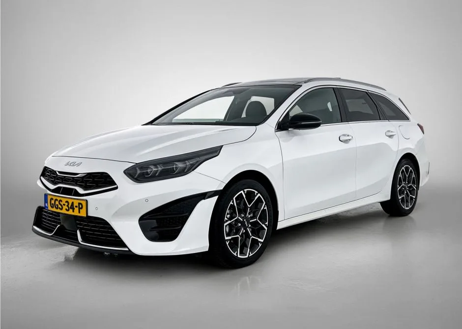Kia Ceed (2024) — foto 1