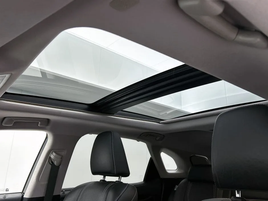 Lexus RX (2021) — foto 1