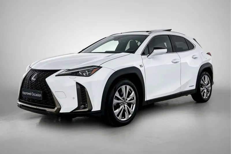 Lexus UX (2020)