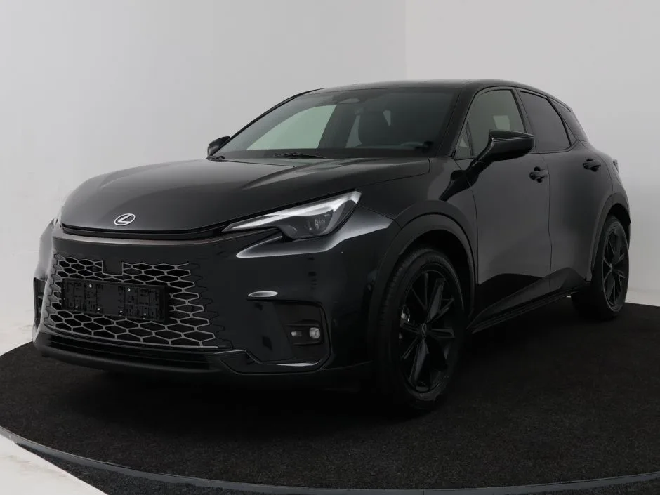 Lexus LBX (2026) — foto 1
