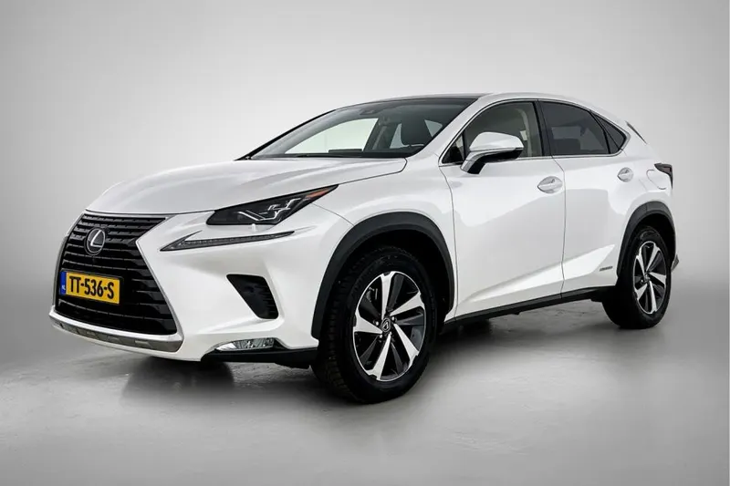 Lexus NX (2018)