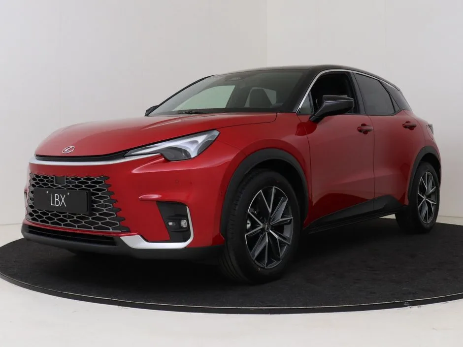 Lexus LBX (2026) — foto 1